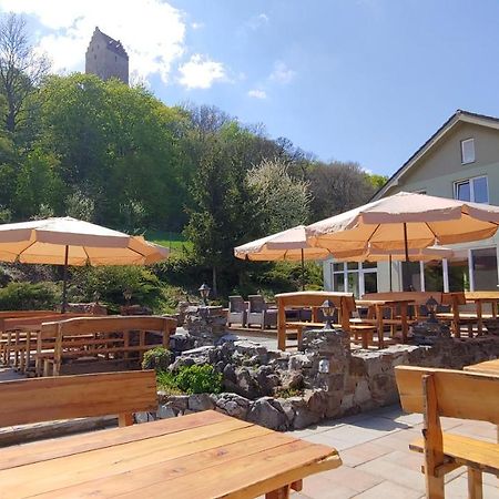 Pod Hradom Restaurant & Pension Topoľčany Εξωτερικό φωτογραφία