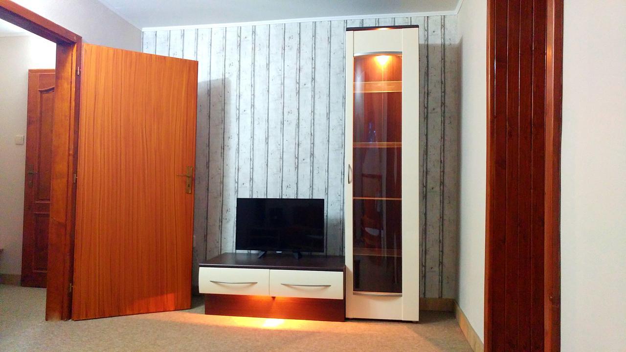 Pod Hradom Restaurant & Pension Topoľčany Εξωτερικό φωτογραφία
